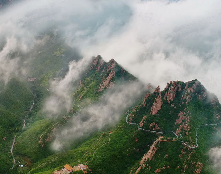 遼甯北票大黑山旅遊景區